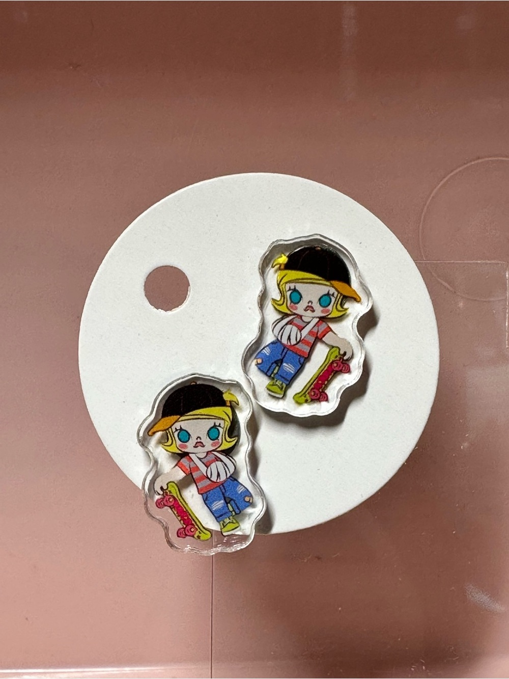 Cute Skateboard Kid Earrings - Yellow & Blue